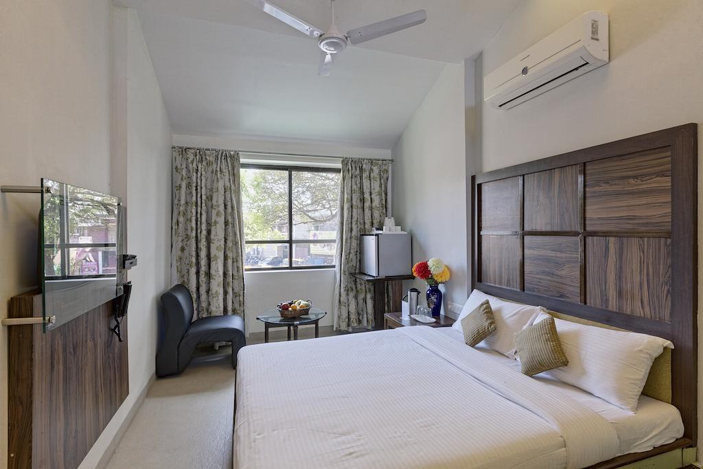 Shreyas Hotel มหาบาเลชวาร์ ห้อง รูปภาพ