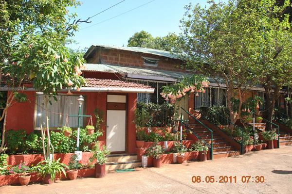Shreyas Hotel มหาบาเลชวาร์ ภายนอก รูปภาพ