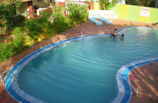 Shreyas Hotel มหาบาเลชวาร์ ภายนอก รูปภาพ